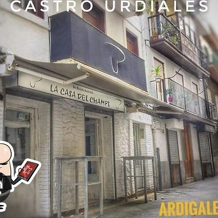 דירות Vivienda En El Casco Antiguo De קסטרו אורדיאלס מראה חיצוני תמונה